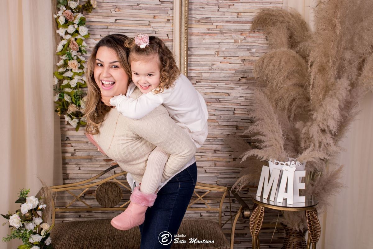 Mini ensaio dia das mães. Sessão dia das mães. Sessão dia das mães Curitiba. Mãe e filha. Mãe e filho. Mãe e filhos.