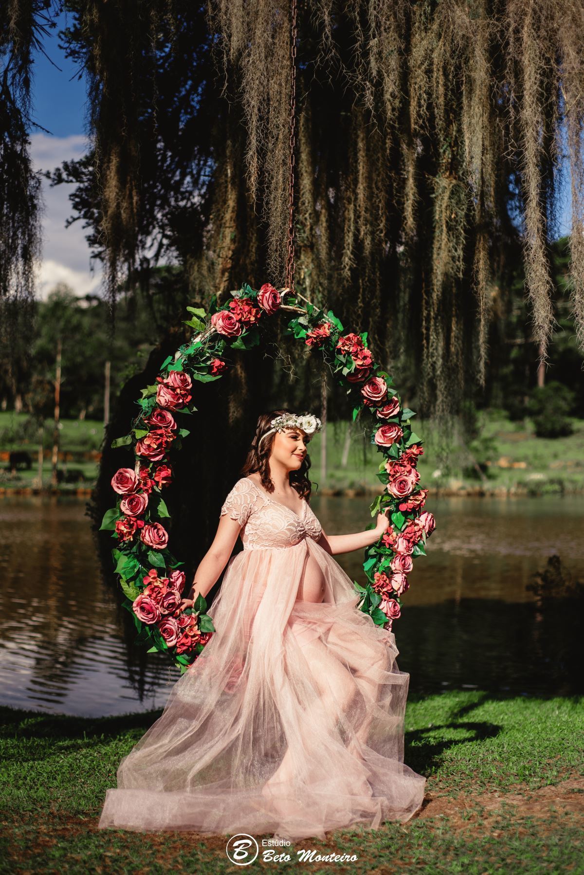 Book Gestante e Familia em Curitiba - Book gestante São José dos Pinhais - Book de gestante lifestyle - Fotos ao ar livre - Grávida - Gestação - Estudio Beto Monteiro - Chácara Ienkot - Patrícia - Mateus - Oliver 