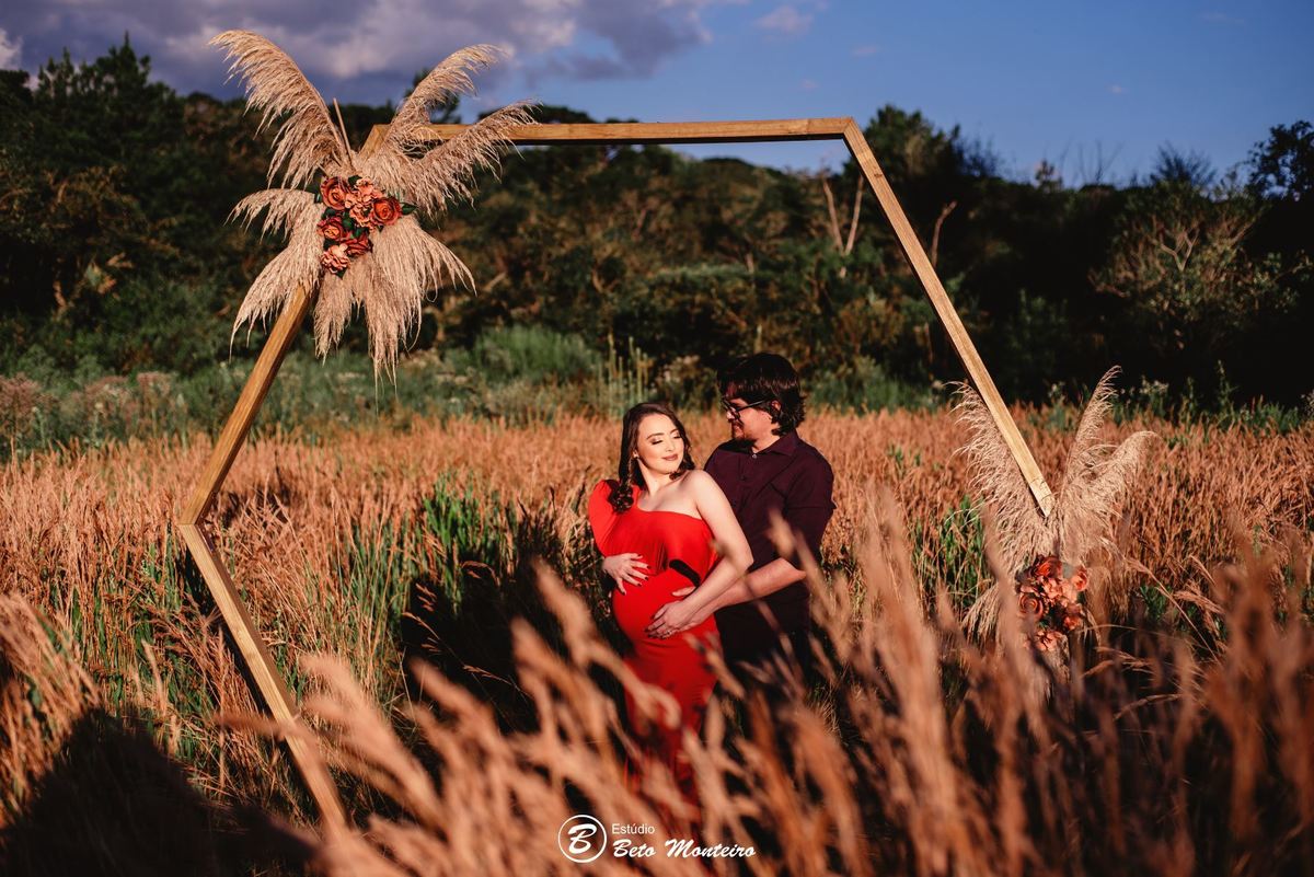 Book Gestante e Familia em Curitiba - Book gestante São José dos Pinhais - Book de gestante lifestyle - Fotos ao ar livre - Grávida - Gestação - Estudio Beto Monteiro - Chácara Ienkot - Patrícia - Mateus - Oliver 