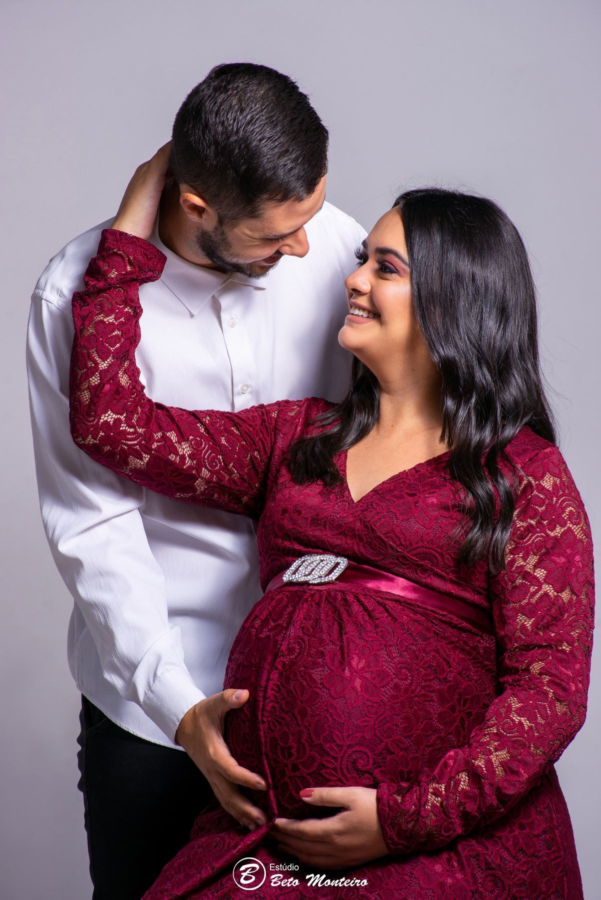 Book Gestante e Familia em Curitiba - Book de gestante em estúdio - ensaio de gestante - book em estúdio - sessão fotográfica - Grávida - Gestação - Estudio Beto Monteiro - Glauciane - Glau - Rodrigo - Maya - Maitê