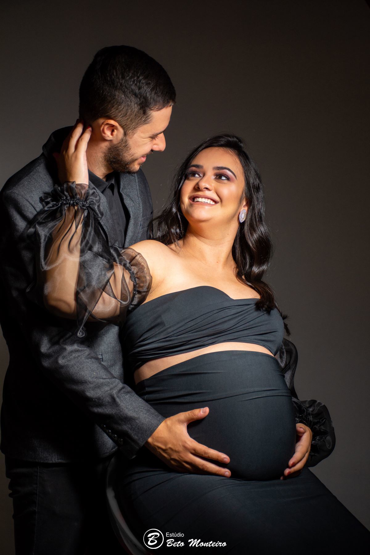 Book Gestante e Familia em Curitiba - Book de gestante em estúdio - ensaio de gestante - book em estúdio - sessão fotográfica - Grávida - Gestação - Estudio Beto Monteiro - Glauciane - Glau - Rodrigo - Maya - Maitê