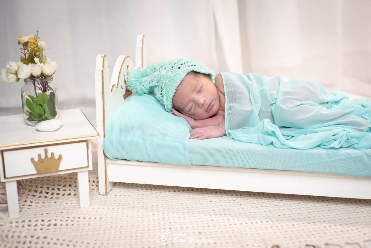 Newborn - newborn gêmeas - newborn menina - new born - Book fotográfico NewBorn - Book de fotos - Book NewBorn - Book de Recem Nascido - Book de Bebê - Estúdio Beto Monteiro - Curitiba