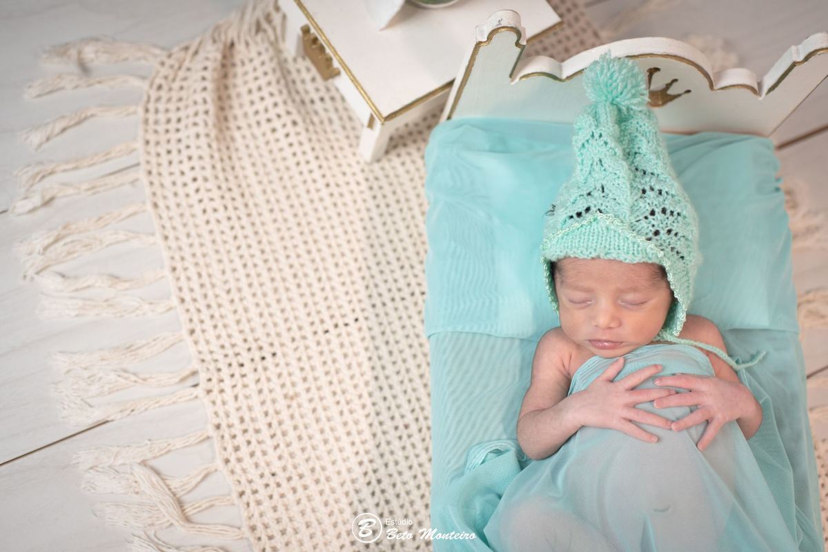 Newborn - newborn gêmeas - newborn menina - new born - Book fotográfico NewBorn - Book de fotos - Book NewBorn - Book de Recem Nascido - Book de Bebê - Estúdio Beto Monteiro - Curitiba