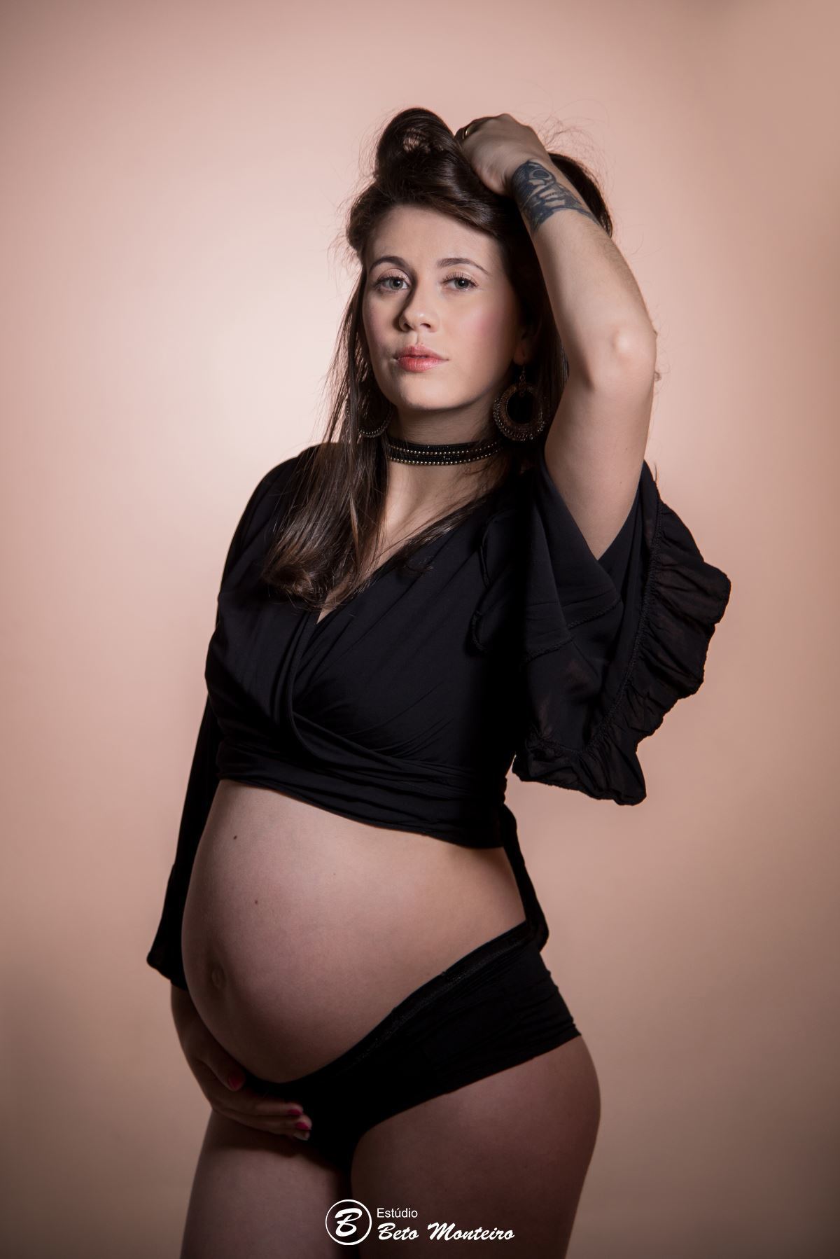 Book Gestante e Familia em Curitiba - Book de gestante em estúdio - ensaio de gestante - book em estúdio - sessão fotográfica - Grávida - Gestação - Estudio Beto Monteiro - Milena - Elza - Elza Hadassa