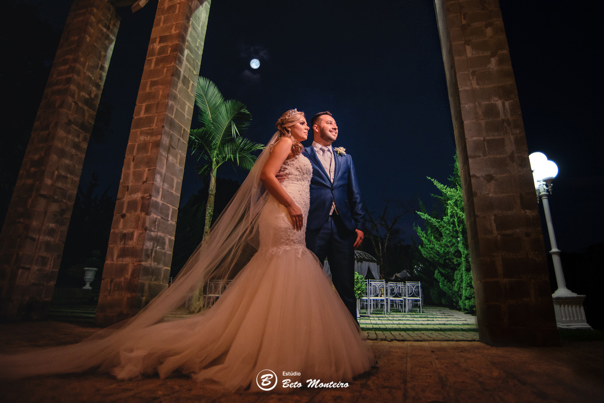 fotografo de casamento - videos de casamento - filmagem - casamento - cinegrafista - filmmaker - wedding - produtora - curitiba - estudio beto monteiro - casal - pre wedding - Isabele e Henrique - Castello Reale - Ar livre - Curitiba