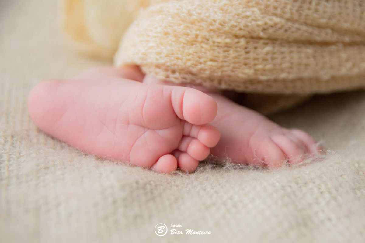 Book fotográfico New Born - Book de fotos - Book New Born - book newborn - Book de Recem-Nascido - Book de Bebê - newborn menino - Estúdio Beto Monteiro - Curitiba