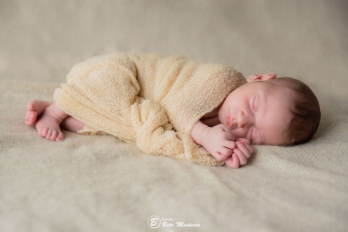 Book fotográfico New Born - Book de fotos - Book New Born - book newborn - Book de Recem-Nascido - Book de Bebê - newborn menino - Estúdio Beto Monteiro - Curitiba
