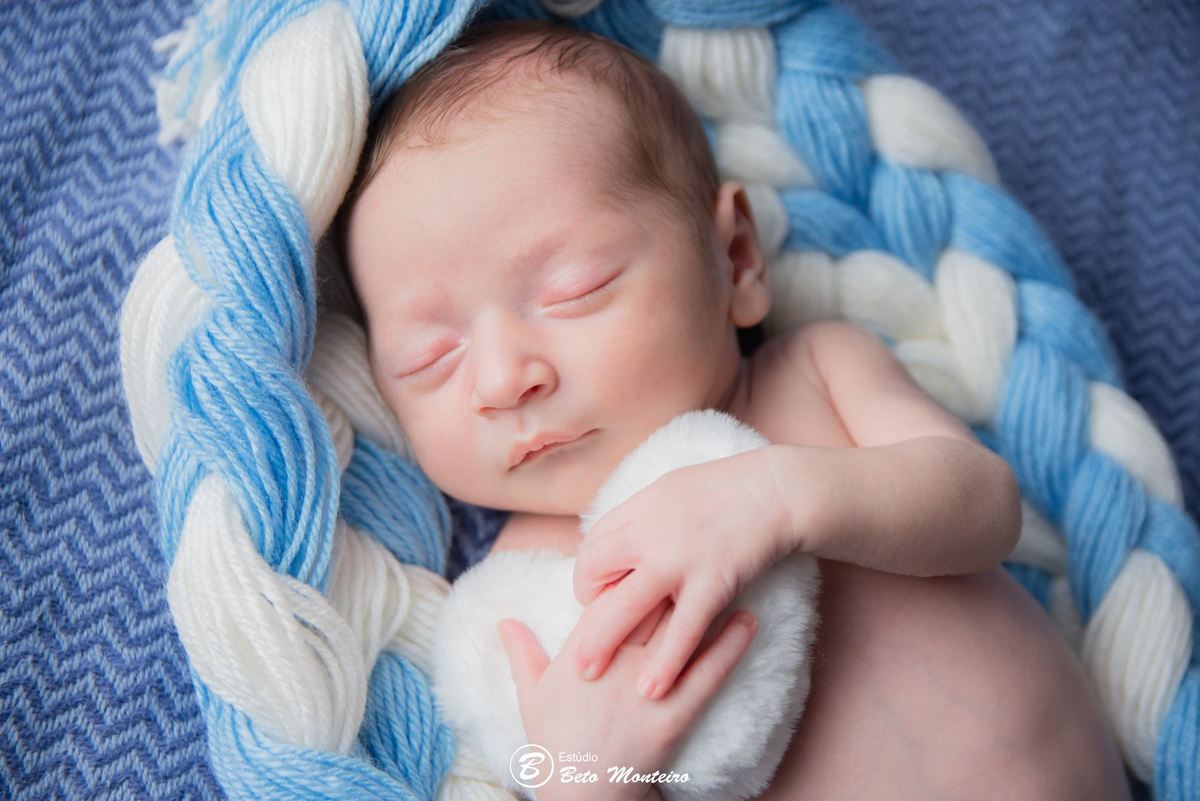 Book fotográfico New Born - Book de fotos - Book New Born - book newborn - Book de Recem-Nascido - Book de Bebê - newborn menino - Estúdio Beto Monteiro - Curitiba