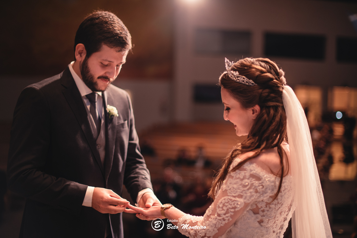 fotografo de casamento - videos de casamento - filmagem - casamento - cinegrafista - filmmaker - wedding - produtora - curitiba - estudio beto monteiro - casal - pre wedding - Isabele e Roberto - Igreja Adventista - Curitiba