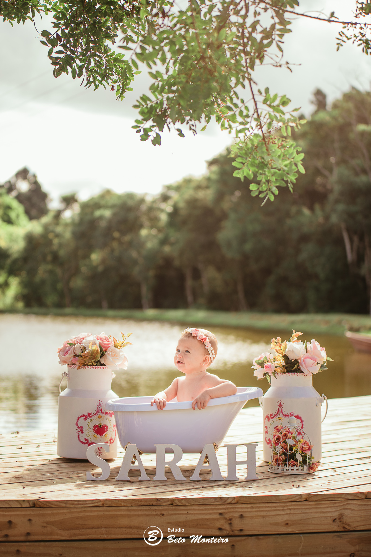 Book fotográfico Infantil - Book de fotos - Book de Criança - Book de Bebê - Book Menina - Book Menino - Book 1 ano - Estúdio Beto Monteiro - Curitiba - smash the cake - Sarah - ursinho rosa - chácara sentinela - smash the cake externo