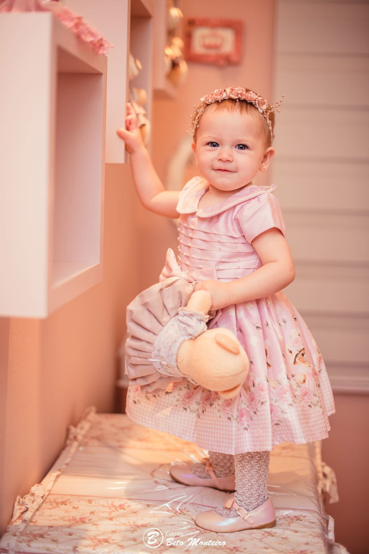 aniversário infantil - aniversário 1 ano - primeiro aninho - acompanhamento - smash the cake - aniversário em casa - primeiro ano da Sarah