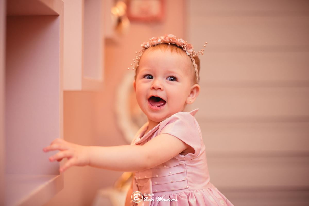 aniversário infantil - aniversário 1 ano - primeiro aninho - acompanhamento - smash the cake - aniversário em casa - primeiro ano da Sarah