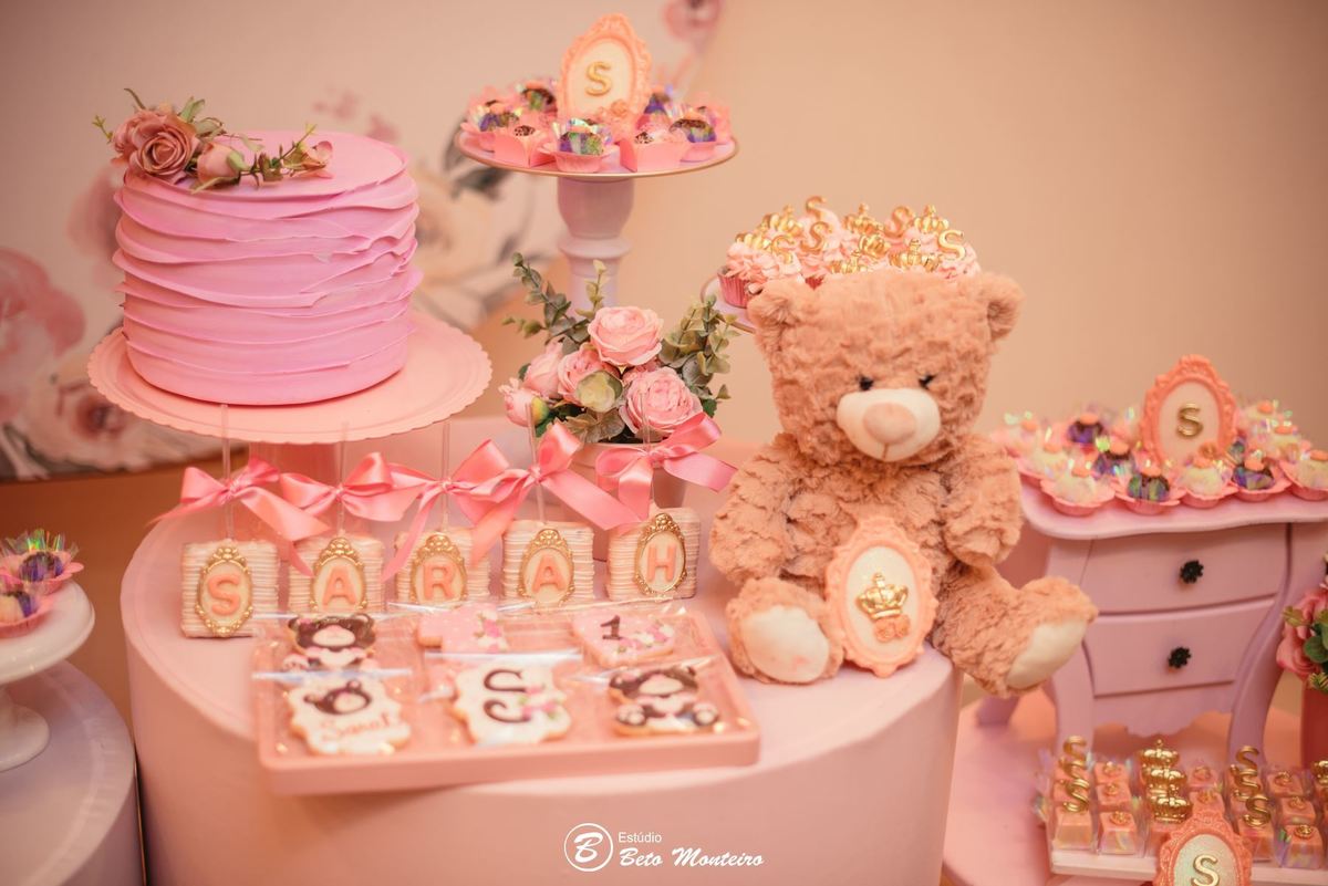 aniversário infantil - aniversário 1 ano - primeiro aninho - acompanhamento - smash the cake - aniversário em casa - primeiro ano da Sarah