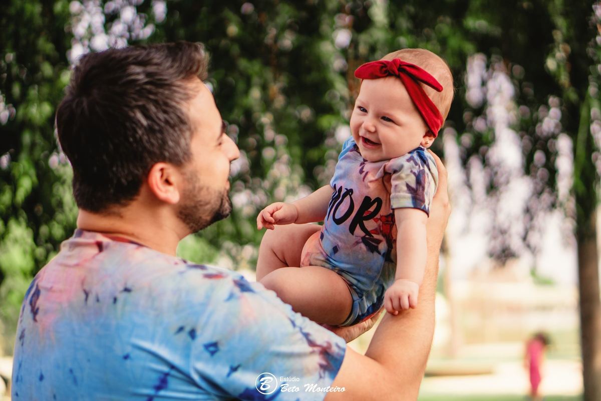 Book fotográfico Infantil - Book de fotos - Book de Criança - Book de Bebê - Book Menina - Book Menino - Estúdio Beto Monteiro - Curitiba - book família - lifestyle - new born - 6 meses - acompanhamento do bebê - acompanhamento 1 ano