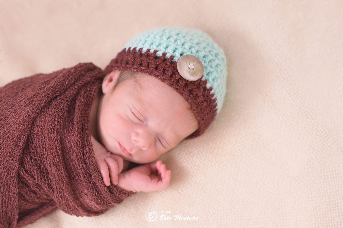 Book fotográfico New Born - Book de fotos - Book New Born - book newborn - Book de Recém-nascido - Book de Bebê - newborn menino - Estúdio Beto Monteiro - Curitiba - Noah - Kellen - Jonathan
