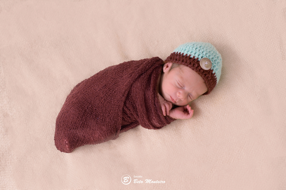 Book fotográfico New Born - Book de fotos - Book New Born - book newborn - Book de Recém-nascido - Book de Bebê - newborn menino - Estúdio Beto Monteiro - Curitiba - Noah - Kellen - Jonathan