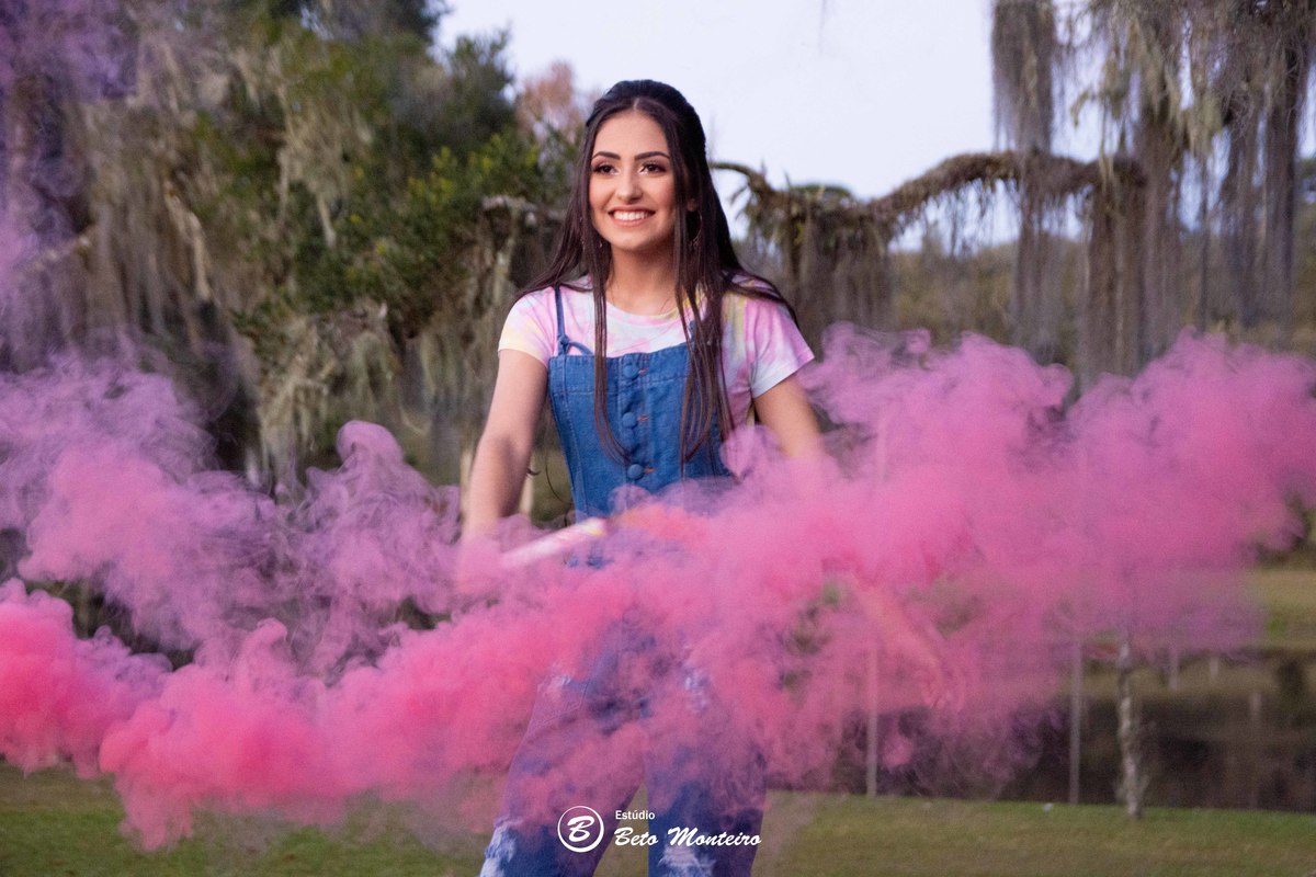 Aniversário de 15 anos - Foto e Filmagem - Debutante - Estúdio Beto Monteiro - Curitiba - fotografo de 15 anos - sessao de fotos - book de fotos - book de 15 anos - fotografo - Camylla - Alessandra Marques - chacara ienkot - vestido de princesa