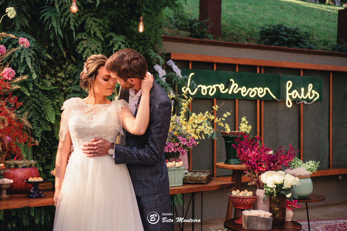 fotografo de casamento - videos de casamento - filmagem - casamento - cinegrafista - filmmaker - wedding - produtora - curitiba - estudio beto monteiro - casal - pre wedding - Renata e Silas - Ar livre - casamento civil - chacara do rocio - decoração