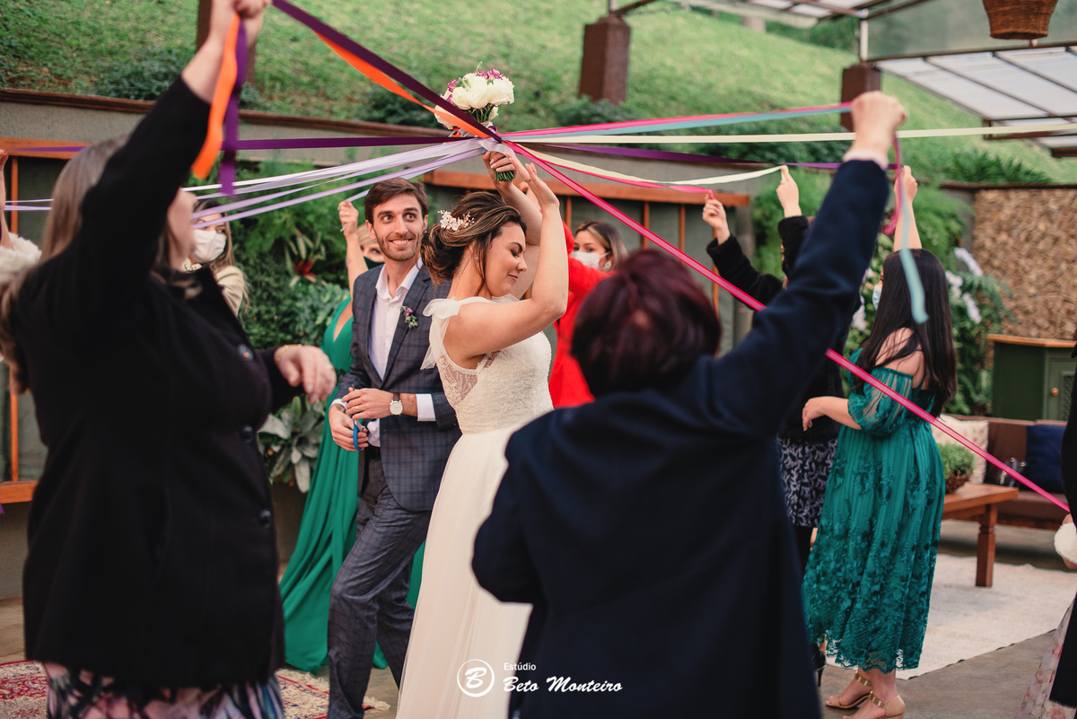 fotografo de casamento - videos de casamento - filmagem - casamento - cinegrafista - filmmaker - wedding - produtora - curitiba - estudio beto monteiro - casal - pre wedding - Renata e Silas - Ar livre - casamento civil - chacara do rocio - decoração