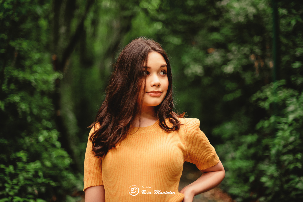 Aniversário de 15 anos - Foto e Filmagem - Debutante - Estúdio Beto Monteiro - Curitiba - fotografo de 15 anos - sessao de fotos - book de fotos - book de 15 anos - fotografo - julia - bosque do alemao - book dos 15 - foguinhos - urbano - externo