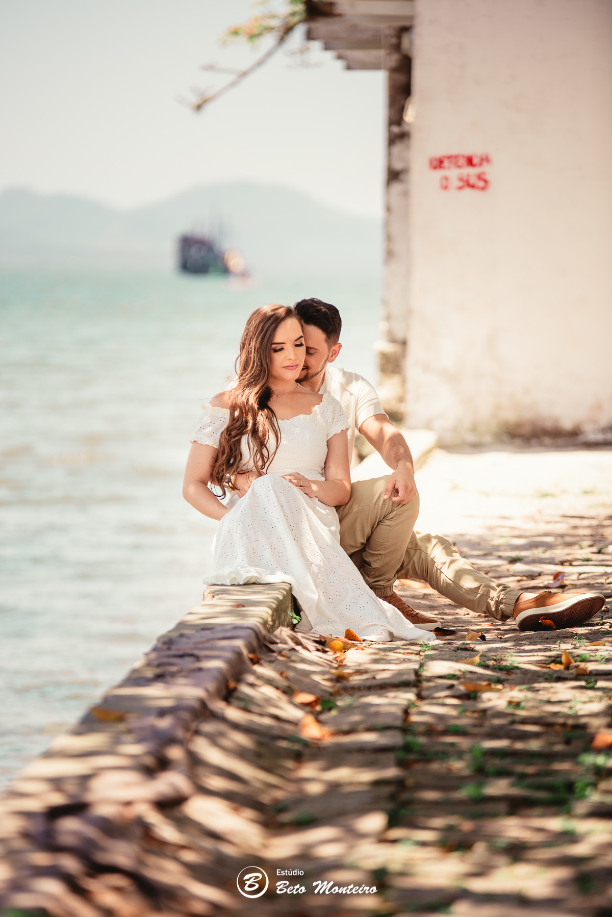 fotografo de casamento - videos de casamento - filmagem - casamento - cinegrafista - filmmaker - wedding - produtora - curitiba - estudio beto monteiro - casal - pre wedding - milena e anderson - sao chico francisco do sul - praia - dunas - morro