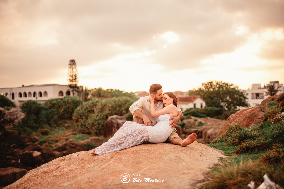 fotografo de casamento - videos de casamento - filmagem - casamento - cinegrafista - filmmaker - wedding - produtora - curitiba - estudio beto monteiro - casal - pre wedding - milena e anderson - sao chico francisco do sul - praia - dunas - morro
