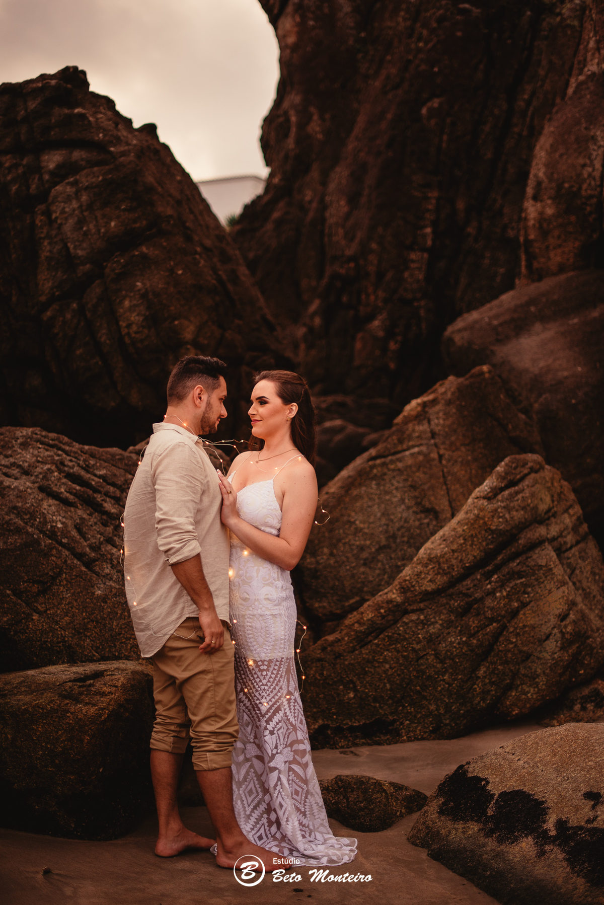 fotografo de casamento - videos de casamento - filmagem - casamento - cinegrafista - filmmaker - wedding - produtora - curitiba - estudio beto monteiro - casal - pre wedding - milena e anderson - sao chico francisco do sul - praia - dunas - morro