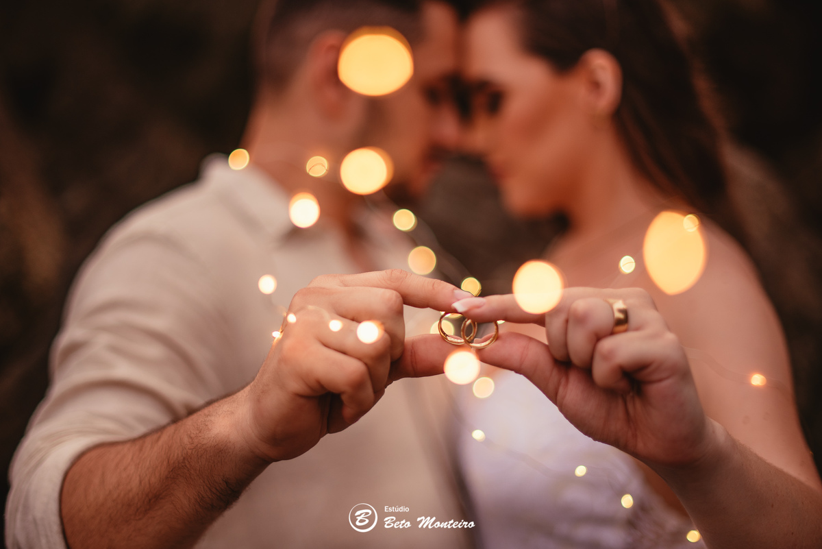 fotografo de casamento - videos de casamento - filmagem - casamento - cinegrafista - filmmaker - wedding - produtora - curitiba - estudio beto monteiro - casal - pre wedding - milena e anderson - sao chico francisco do sul - praia - dunas - morro