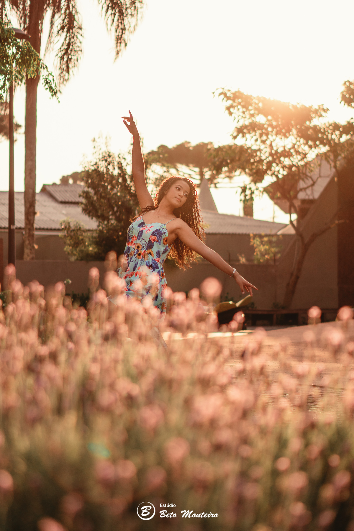 Aniversário de 15 anos - Foto e Filmagem - Debutante - Estúdio Beto Monteiro - Curitiba - fotografo de 15 anos - sessao de fotos - book de fotos - book de 15 anos - fotografo - book dos 15 - urbano - externo - street - aimee - patio batel - curitiba