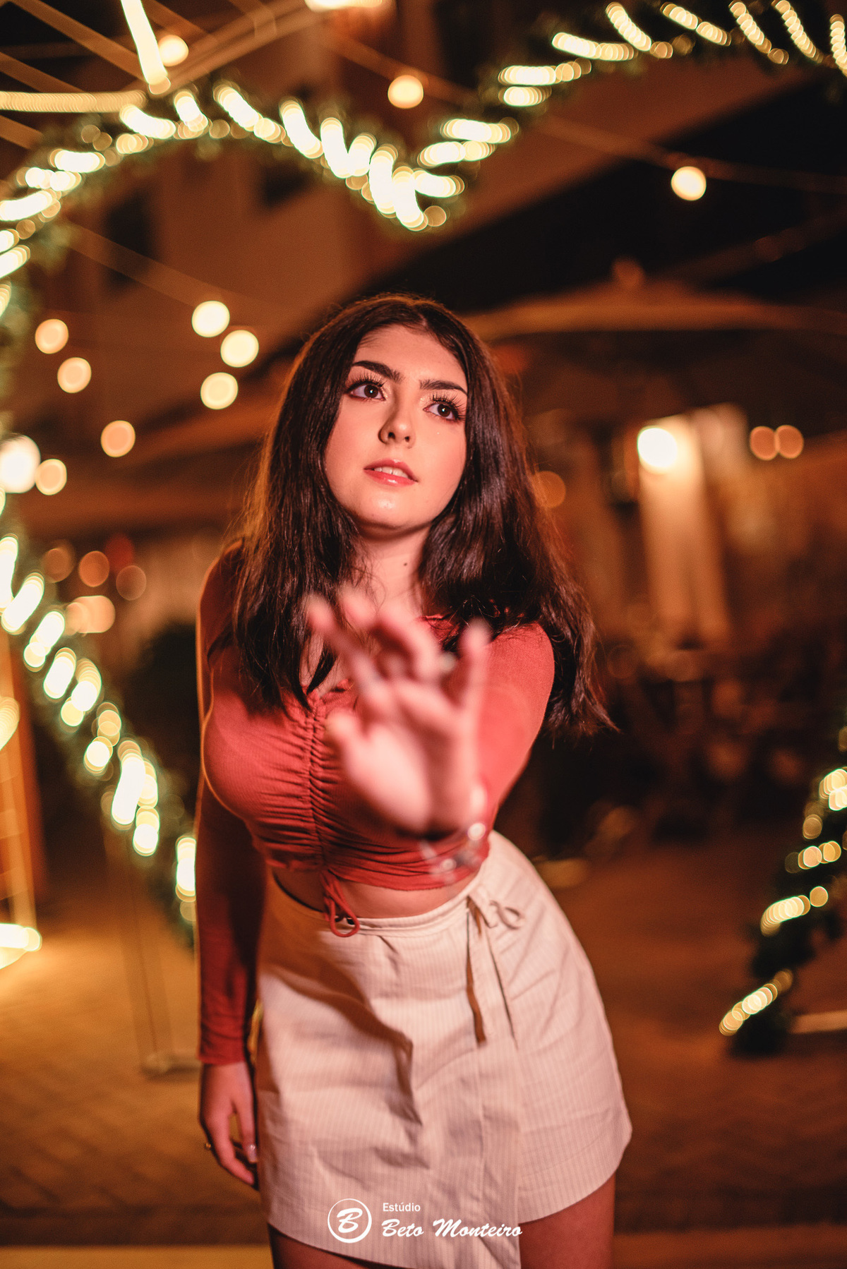 Aniversário de 15 anos - Foto e Filmagem - Debutante - Estúdio Beto Monteiro - Curitiba - fotografo de 15 anos - sessao de fotos - book de fotos - book de 15 anos - fotografo - amanda - book dos 15 - balneario camboriu - bc - sc - urbano - praia - externo