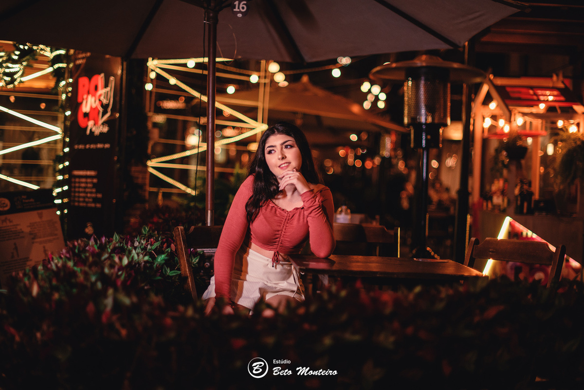 Aniversário de 15 anos - Foto e Filmagem - Debutante - Estúdio Beto Monteiro - Curitiba - fotografo de 15 anos - sessao de fotos - book de fotos - book de 15 anos - fotografo - amanda - book dos 15 - balneario camboriu - bc - sc - urbano - praia - externo