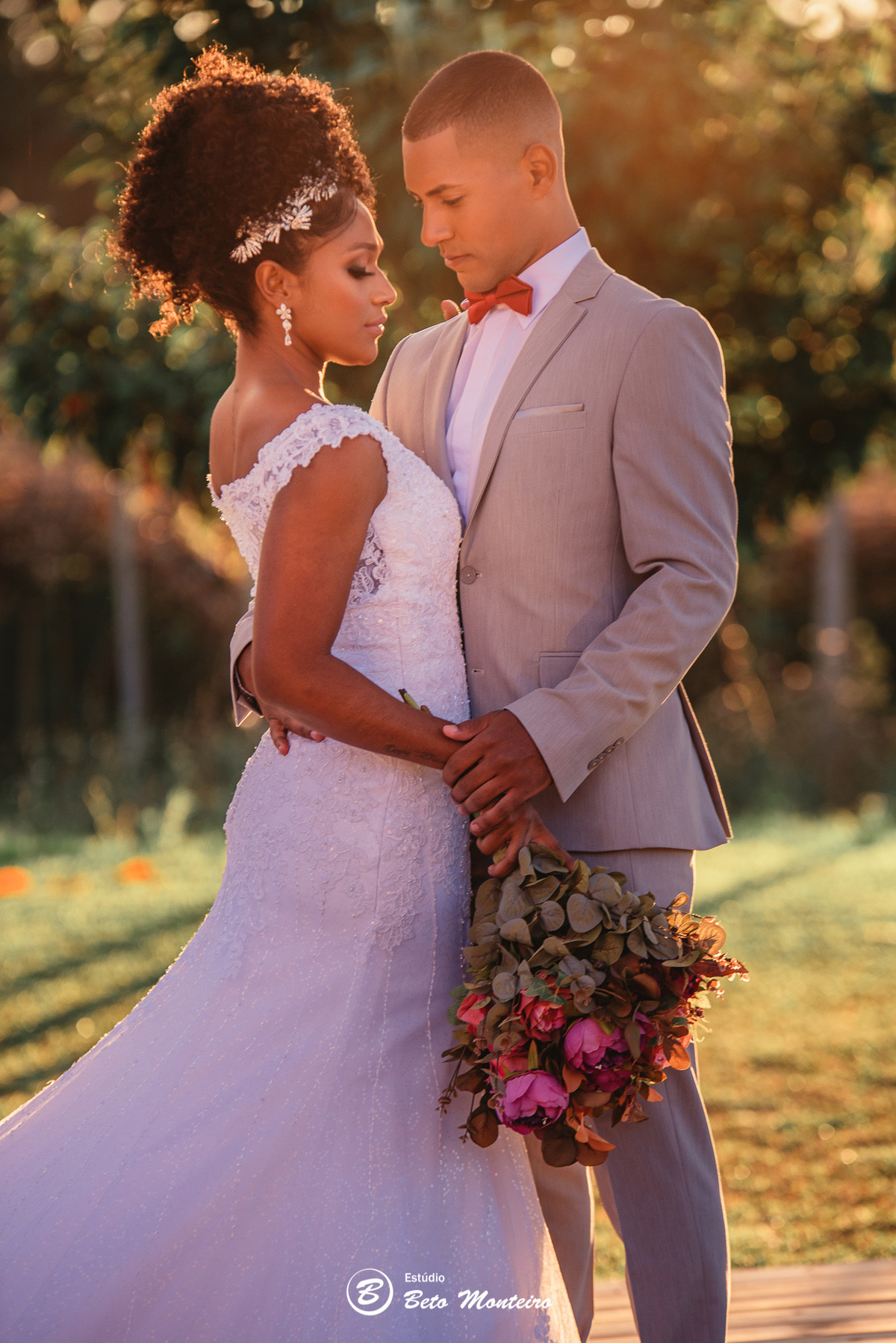 fotografo de casamento - videos de casamento - filmagem - casamento - cinegrafista - filmmaker - wedding - produtora - curitiba - estudio beto monteiro - casal - pre wedding - editorial - chacara sentinela - impacto noivas - vestido