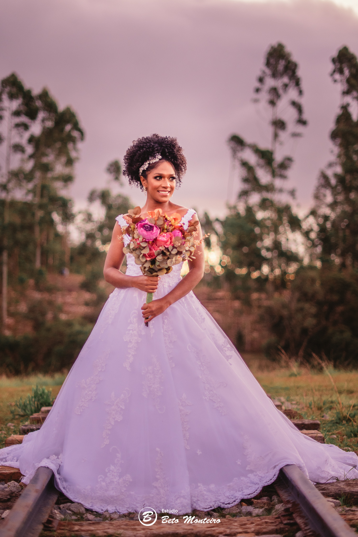 fotografo de casamento - videos de casamento - filmagem - casamento - cinegrafista - filmmaker - wedding - produtora - curitiba - estudio beto monteiro - casal - pre wedding - editorial - chacara sentinela - impacto noivas - vestido