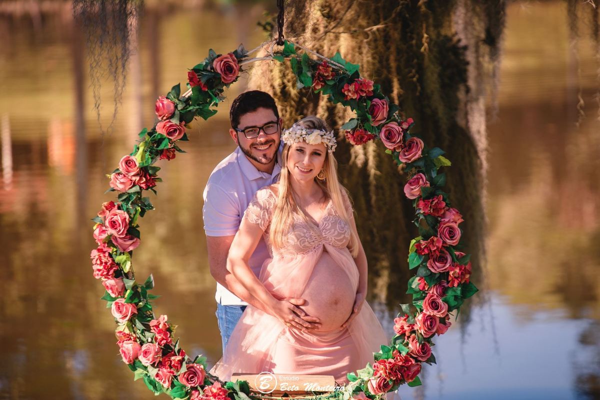 Book Gestante e Familia em Curitiba - Book gestante São José dos Pinhais - Book de gestante lifestyle - Fotos ao ar livre - Grávida - Gestação - Estudio Beto Monteiro - Chácara Ienkot - Fabi - Miguel - Fabiane Prociv