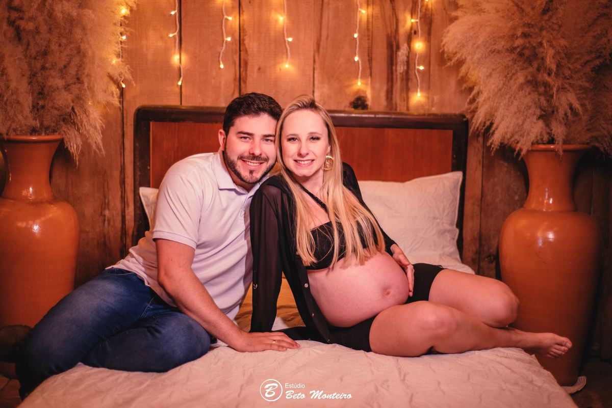 Book Gestante e Familia em Curitiba - Book gestante São José dos Pinhais - Book de gestante lifestyle - Fotos ao ar livre - Grávida - Gestação - Estudio Beto Monteiro - Chácara Ienkot - Fabi - Miguel - Fabiane Prociv