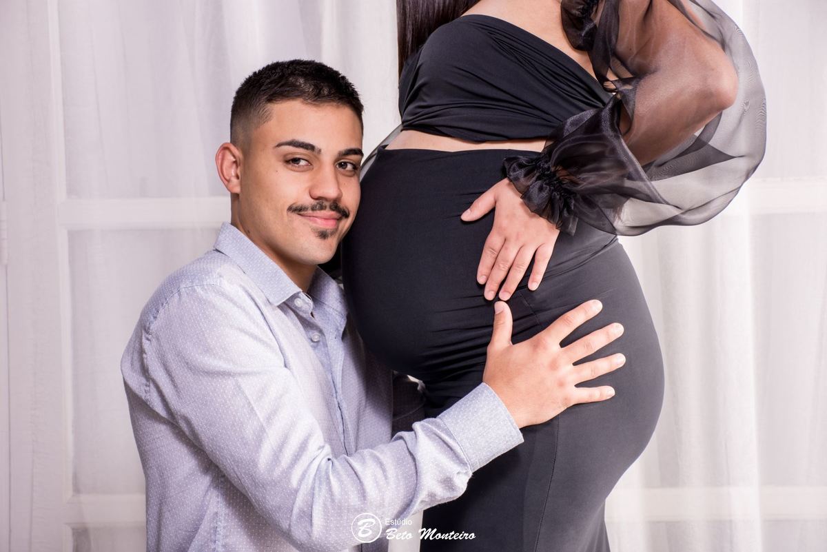 Book Gestante e Família em Curitiba - Book de gestante em estúdio - ensaio de gestante - book em estúdio - sessão fotográfica - Grávida - Gestação - Estudio Beto Monteiro - Juliana - Caio - Caio Eduardo