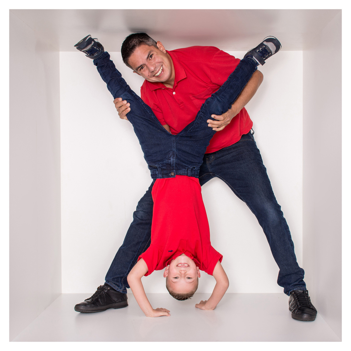 Mini ensaio dia dos pais - Sessão dia dos pais - Book de família - Sessão na caixa - Sessão dia dos pais Curitiba - Pai e filha - Pai e filho - Pai e filhos