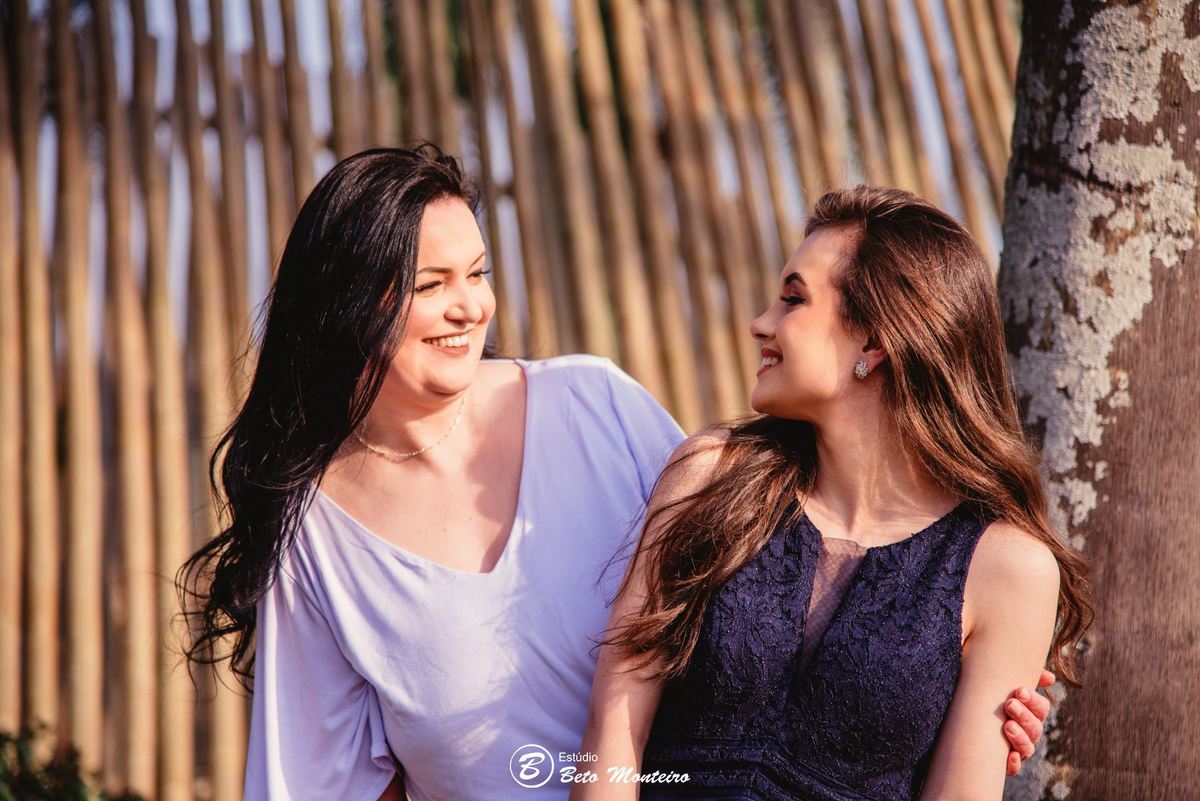 Aniversário de 15 anos - Foto e Filmagem - Debutante - Estúdio Beto Monteiro - Curitiba - fotografo de 15 anos - Jardim Botânico - book de fotos - book de 15 anos - book de 15 anos externo - fotografo - Mariana - book dos 15 - estúdio - fotógrafa