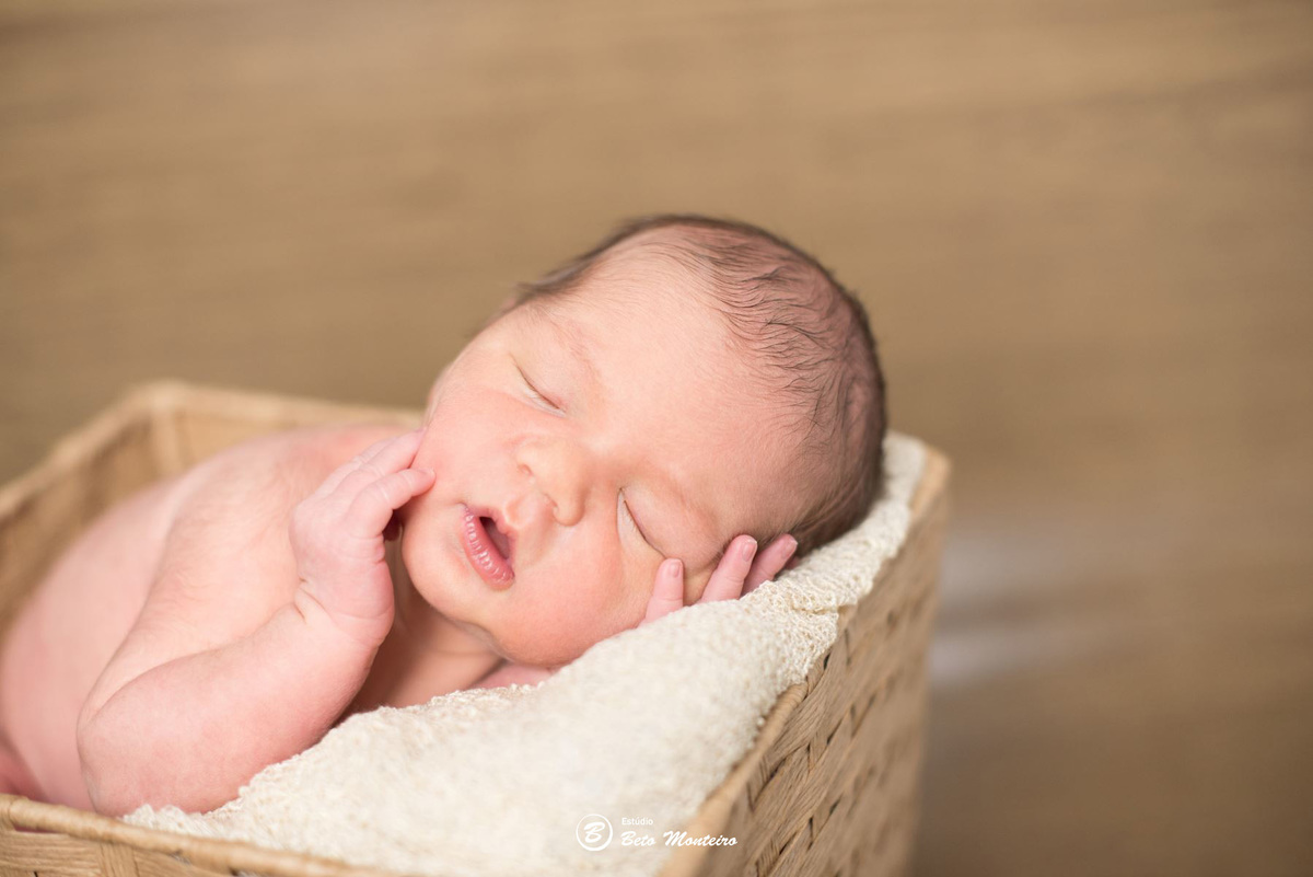 Book fotográfico New Born - Book de fotos - Book New Born - book newborn - Book de Recem-Nascido - Book de Bebê - newborn menino - newborn menina - newborn gemeas - Estúdio Beto Monteiro - Curitiba