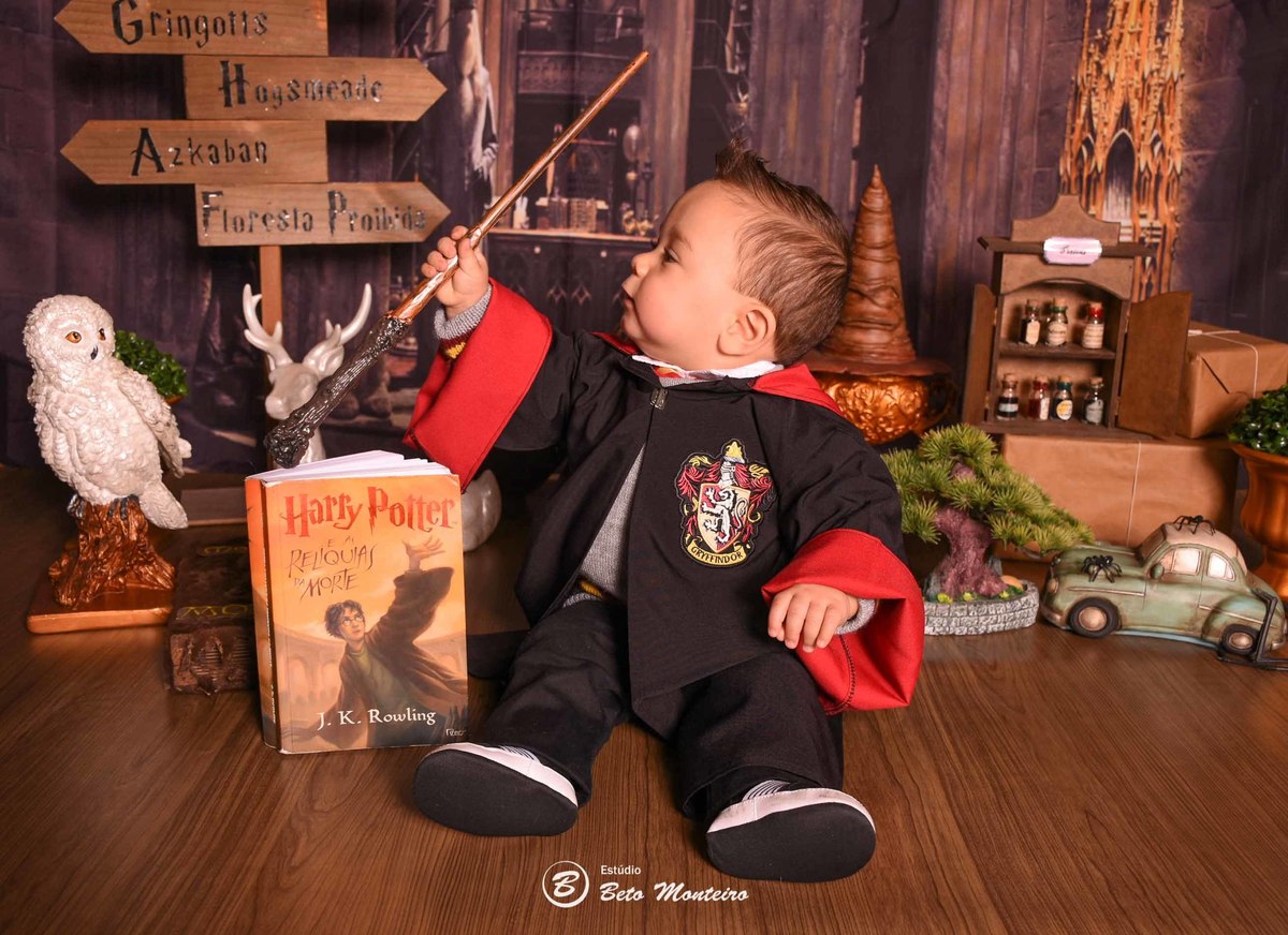 Smash the cake Harry Potter - Book fotográfico Smash the cake - Book de fotos - Book Smash the cake - Book Cake Smash - Book Fruit Smash - Book Smash the fruit - Book de Bebê - Estúdio Beto Monteiro - Curitiba