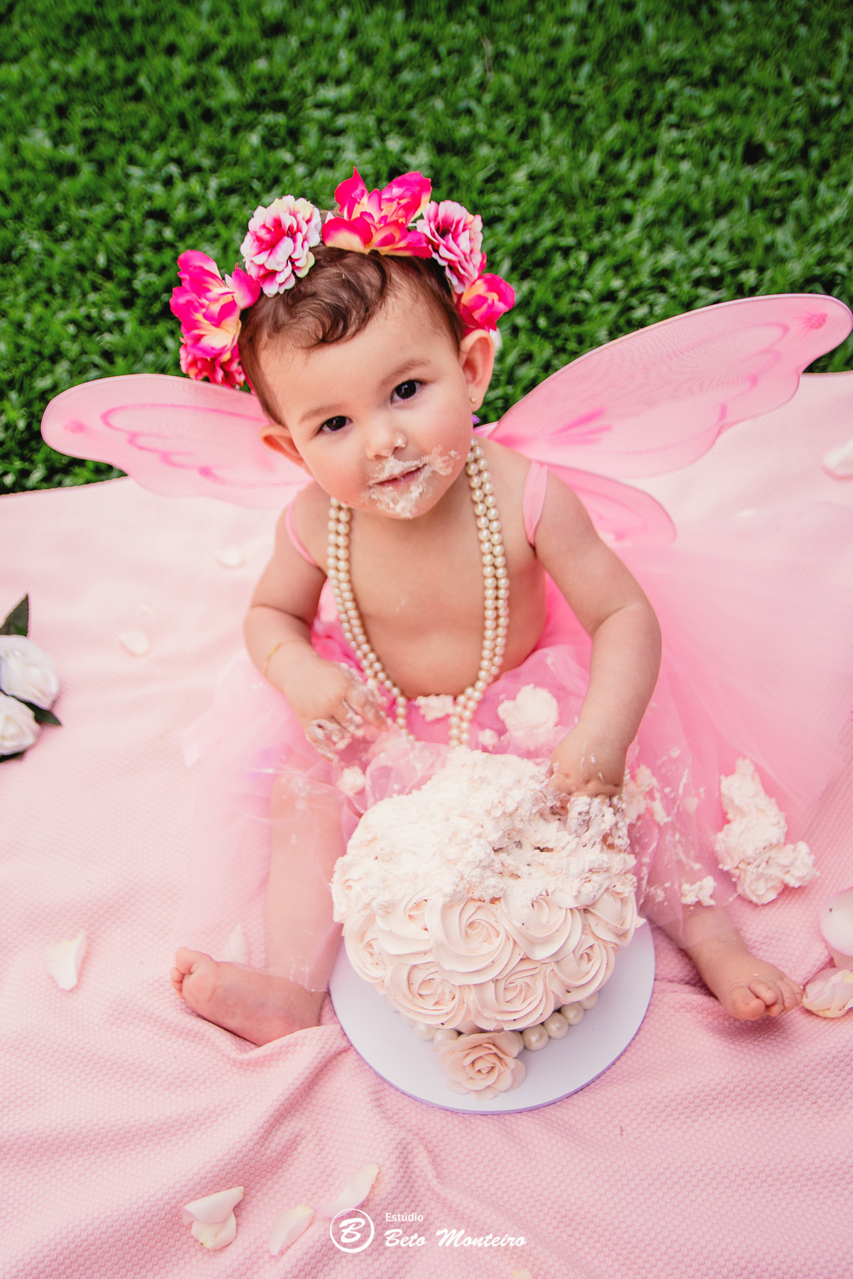 Smash the cake borboleta - Book fotográfico Smash the cake - Book de fotos - Book Smash the cake - Book Cake Smash - Book Fruit Smash - Book Smash the fruit - Book de Bebê - Estúdio Beto Monteiro - Curitiba