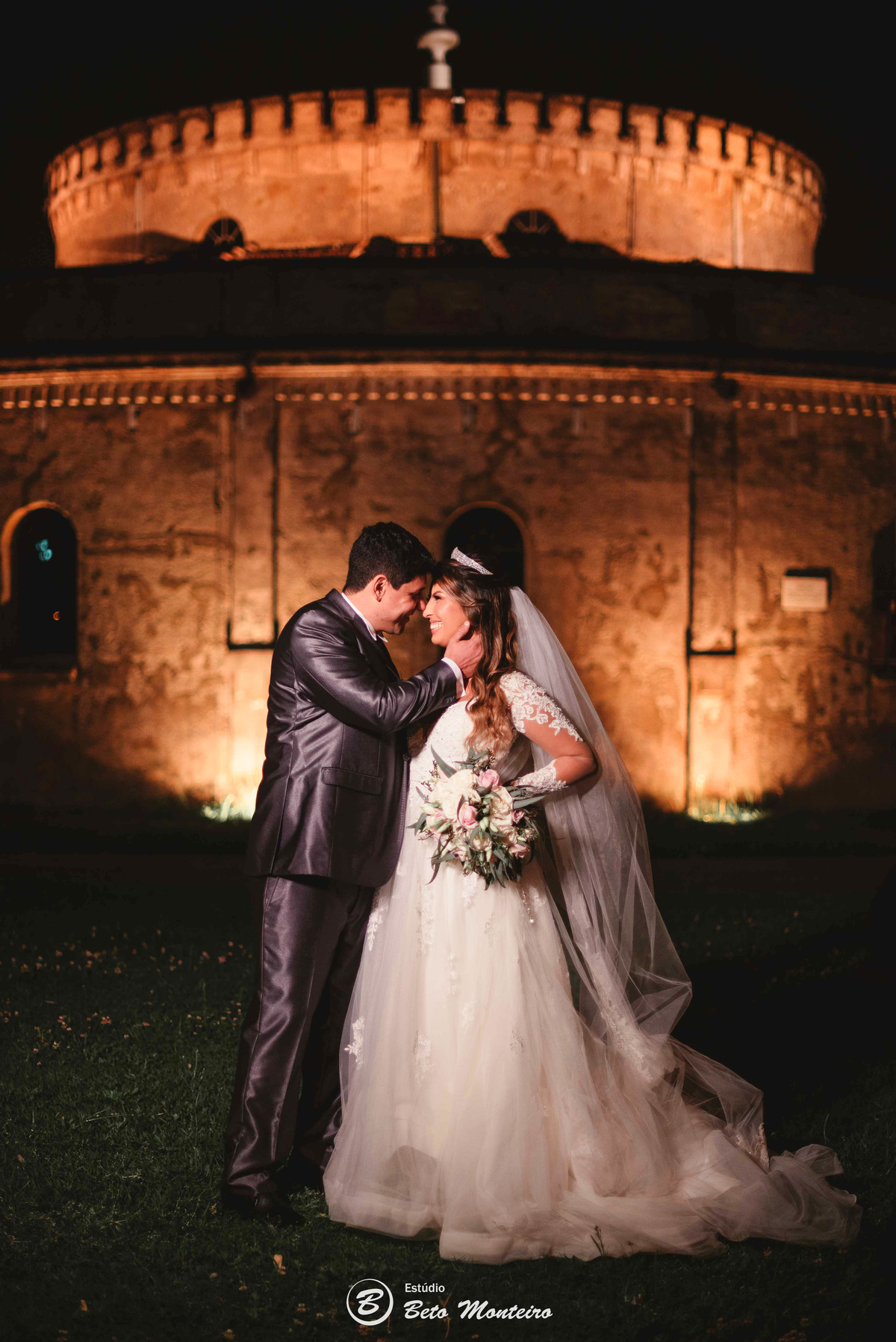 fotografo de casamento - videos de casamento - filmagem - casamento - cinegrafista - filmmaker - wedding - produtora - curitiba - estudio beto monteiro - casal - pre wedding - beatriz e marcos - Igreja Bom Jesus do Cabral - Indra Catering - CA eventos