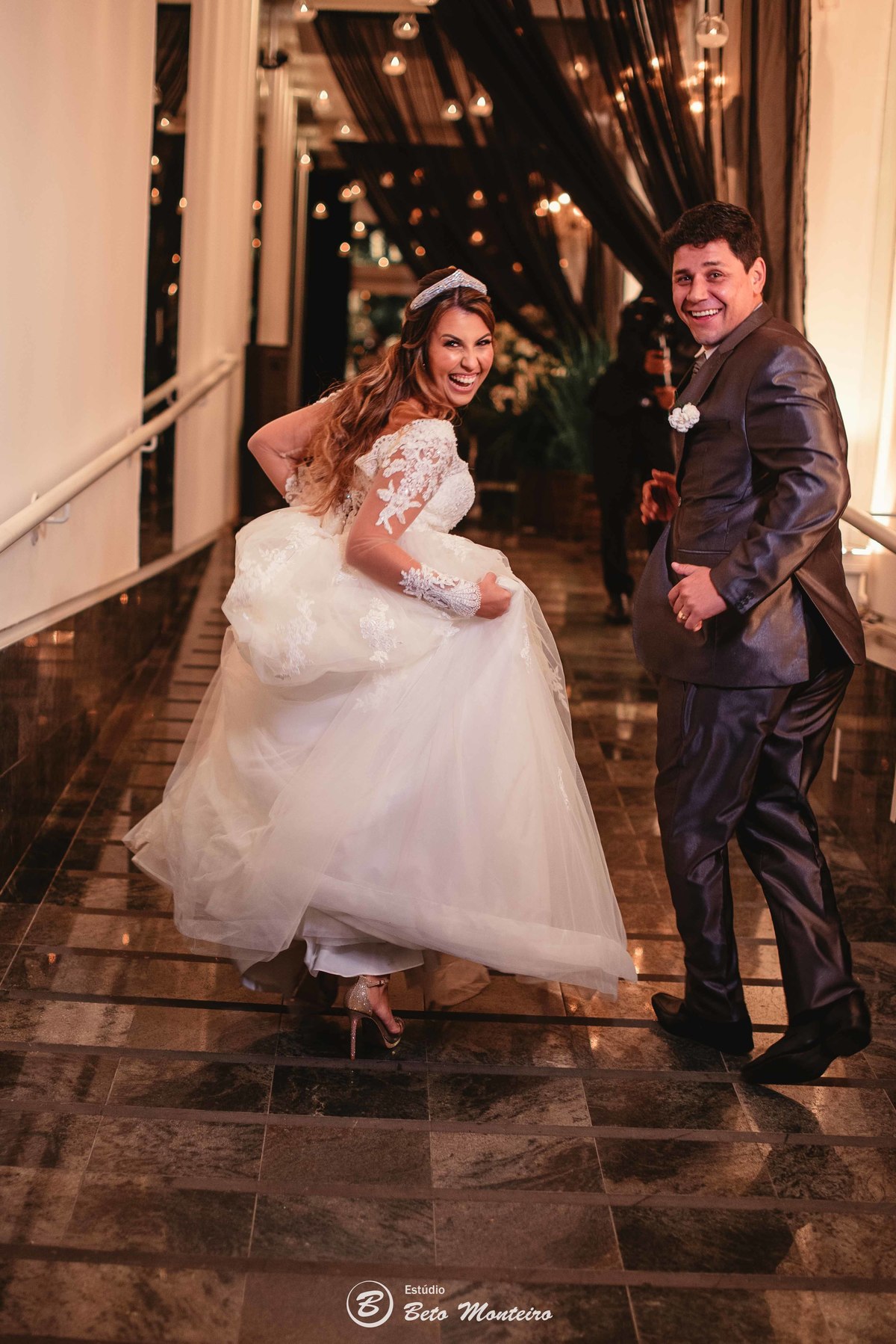 fotografo de casamento - videos de casamento - filmagem - casamento - cinegrafista - filmmaker - wedding - produtora - curitiba - estudio beto monteiro - casal - pre wedding - beatriz e marcos - Igreja Bom Jesus do Cabral - Indra Catering - CA eventos