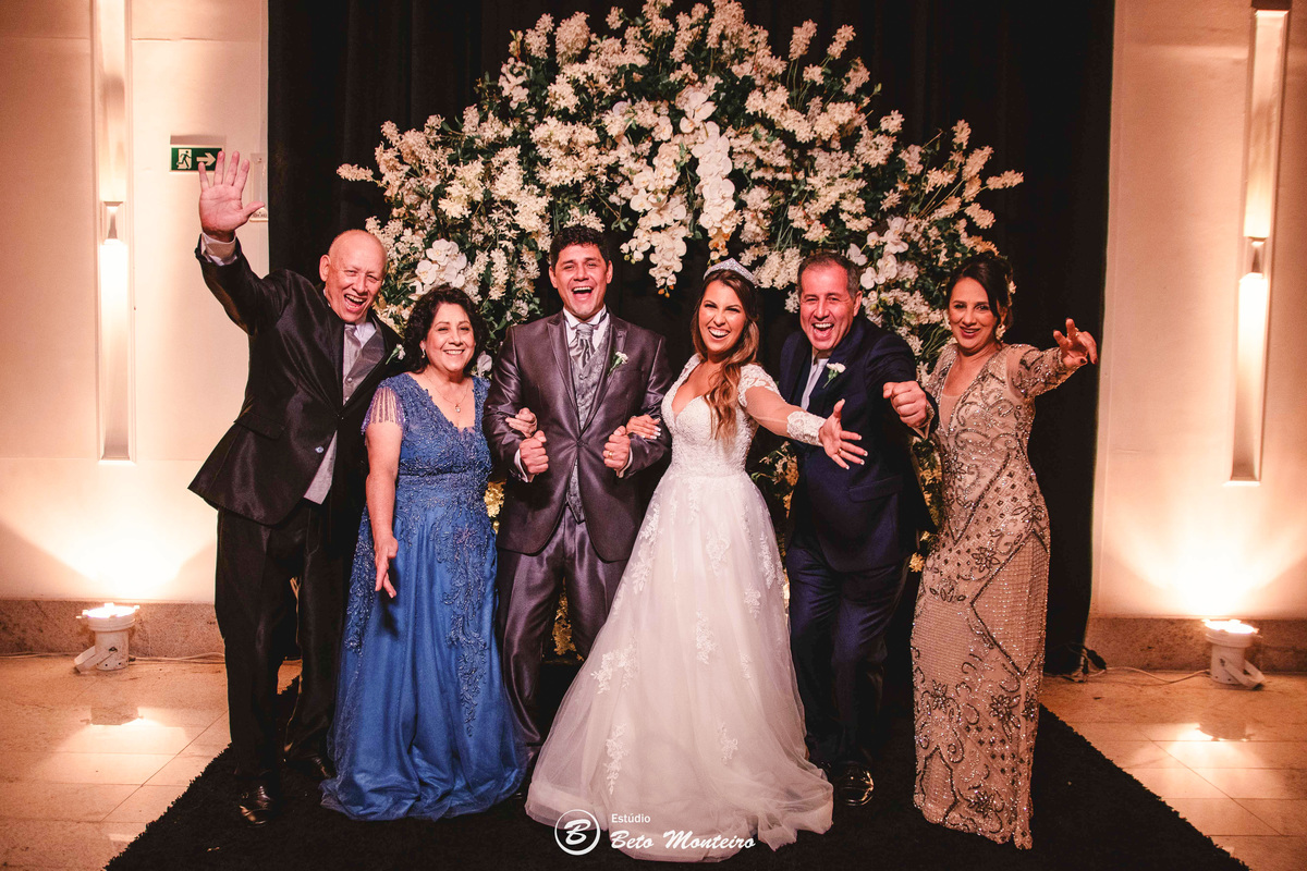 fotografo de casamento - videos de casamento - filmagem - casamento - cinegrafista - filmmaker - wedding - produtora - curitiba - estudio beto monteiro - casal - pre wedding - beatriz e marcos - Igreja Bom Jesus do Cabral - Indra Catering - CA eventos