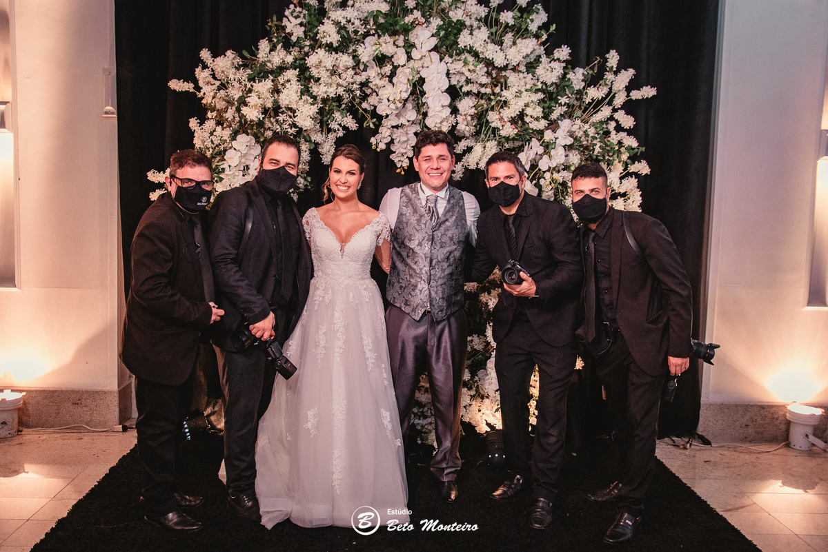 fotografo de casamento - videos de casamento - filmagem - casamento - cinegrafista - filmmaker - wedding - produtora - curitiba - estudio beto monteiro - casal - pre wedding - beatriz e marcos - Igreja Bom Jesus do Cabral - Indra Catering - CA eventos