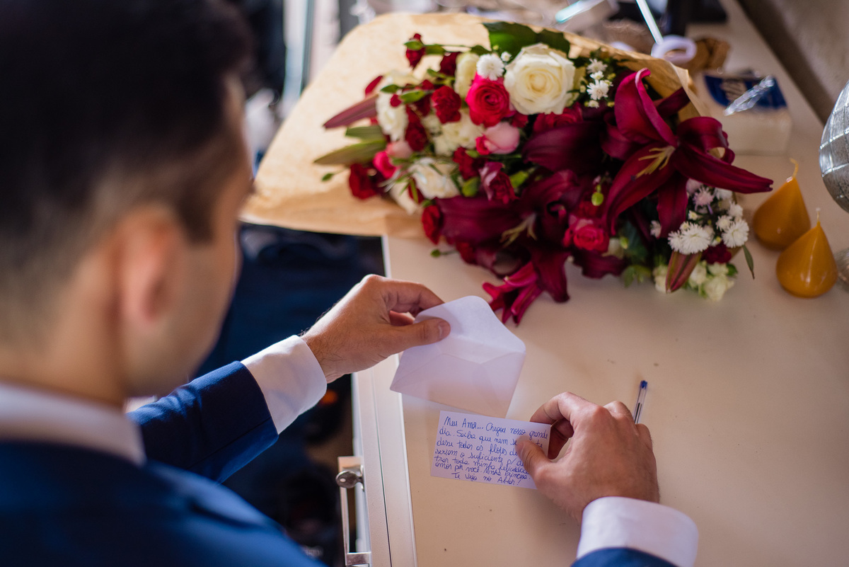 fotografo de casamento - videos de casamento - filmagem - casamento - cinegrafista - filmmaker - wedding - produtora - curitiba - estudio beto monteiro - casal - pre wedding - maya e jhonatan - vale silvestre - ricardo rp celebrante