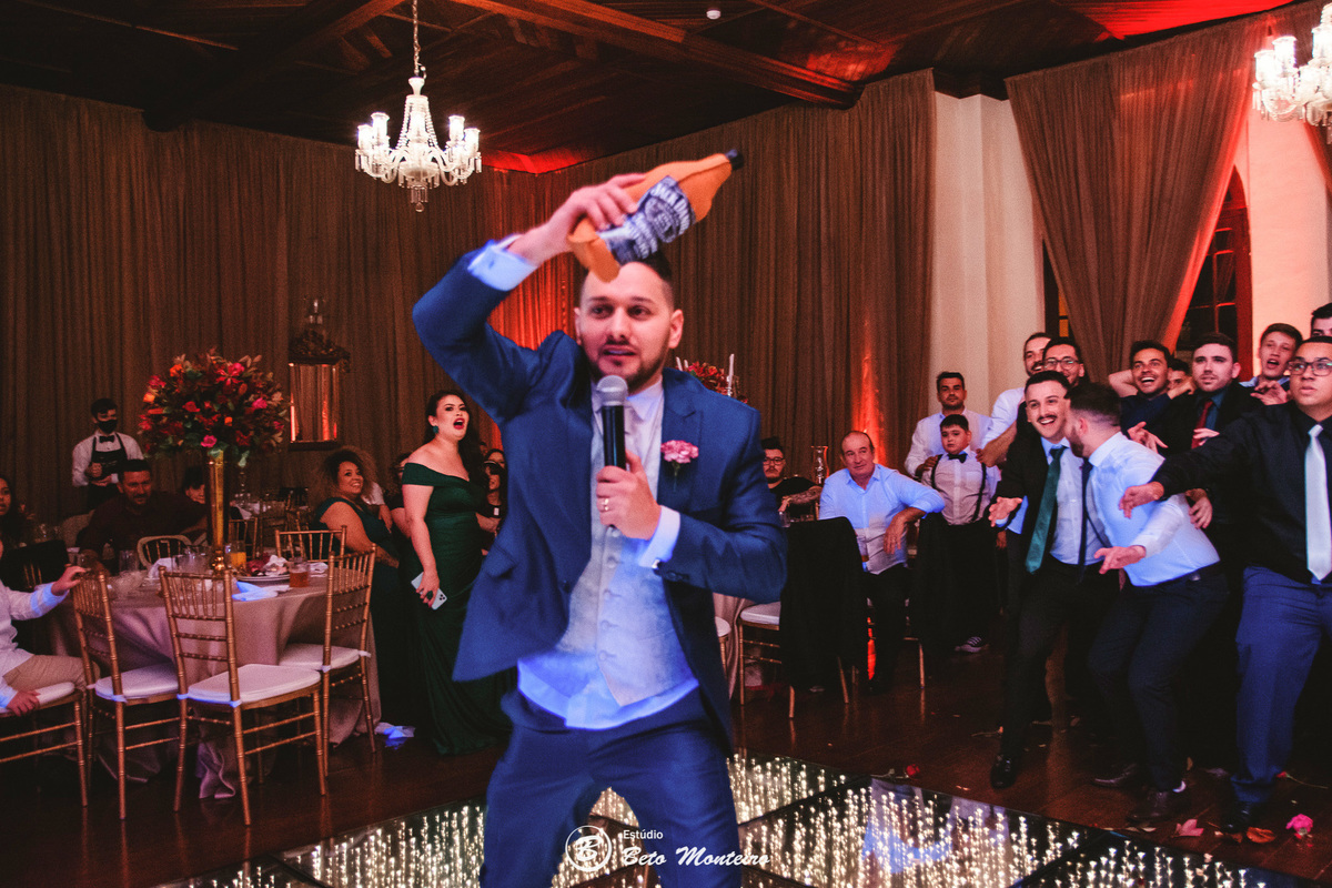 fotografo de casamento - videos de casamento - filmagem - casamento - cinegrafista - filmmaker - wedding - produtora - curitiba - estudio beto monteiro - casal - pre wedding - millena e anderson - garibaldi - catedral - melissa campano - mari cerimonial