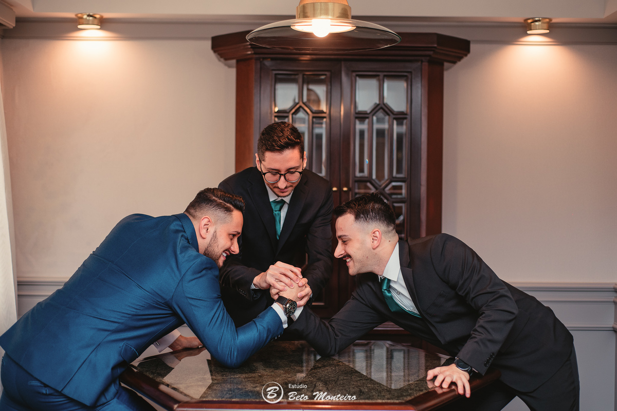 fotografo de casamento - videos de casamento - filmagem - casamento - cinegrafista - filmmaker - wedding - produtora - curitiba - estudio beto monteiro - casal - pre wedding - millena e anderson - garibaldi - catedral - melissa campano - mari cerimonial