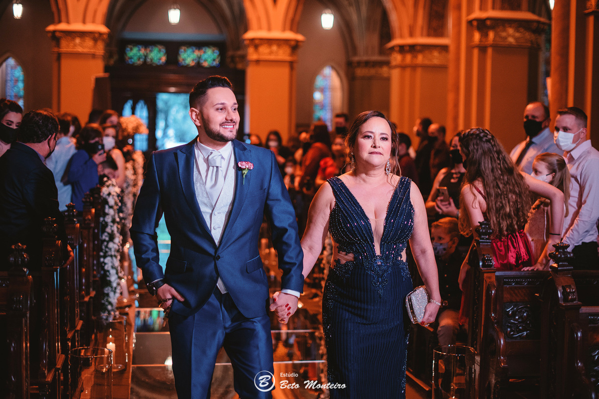 fotografo de casamento - videos de casamento - filmagem - casamento - cinegrafista - filmmaker - wedding - produtora - curitiba - estudio beto monteiro - casal - pre wedding - millena e anderson - garibaldi - catedral - melissa campano - mari cerimonial