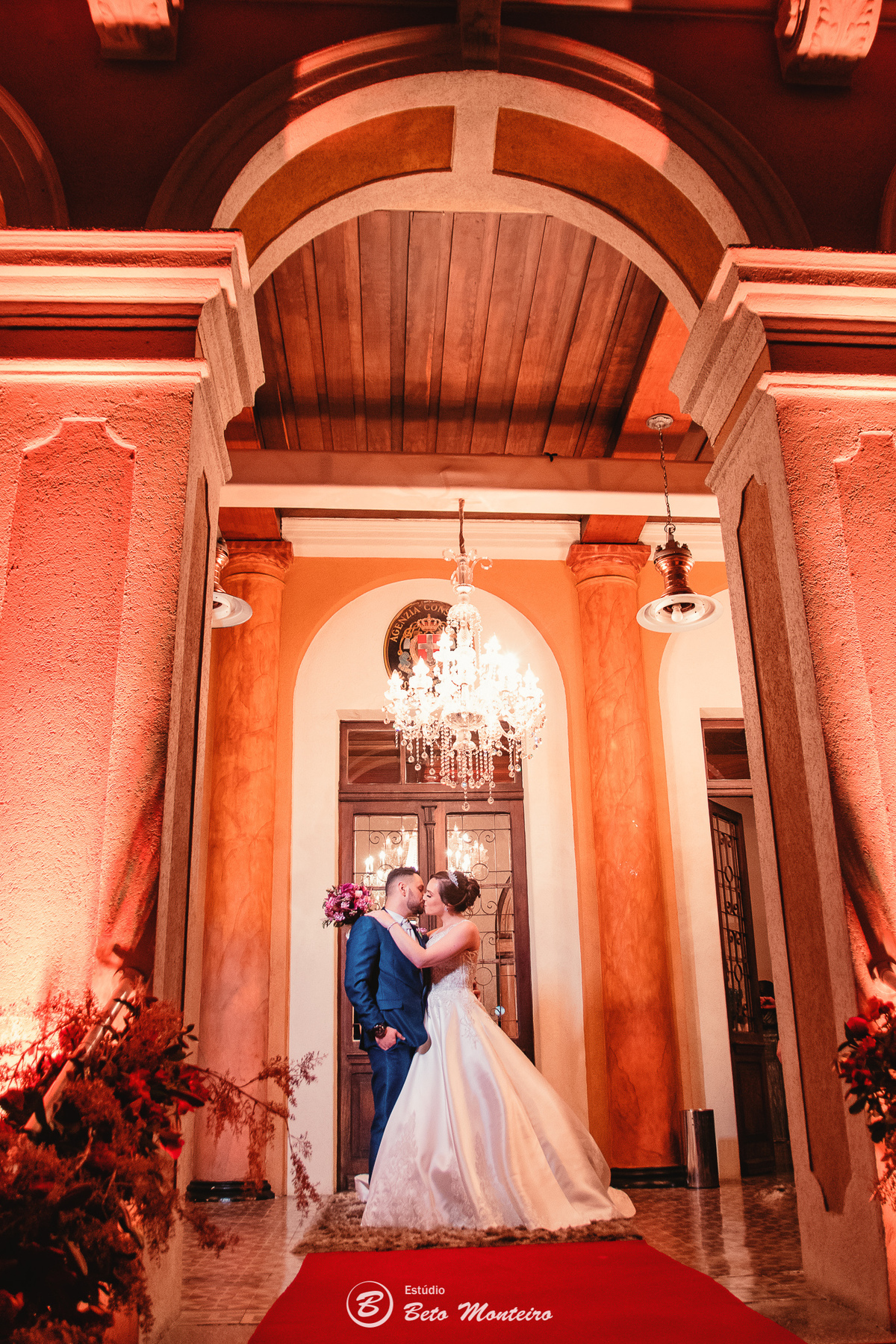 fotografo de casamento - videos de casamento - filmagem - casamento - cinegrafista - filmmaker - wedding - produtora - curitiba - estudio beto monteiro - casal - pre wedding - millena e anderson - garibaldi - catedral - melissa campano - mari cerimonial